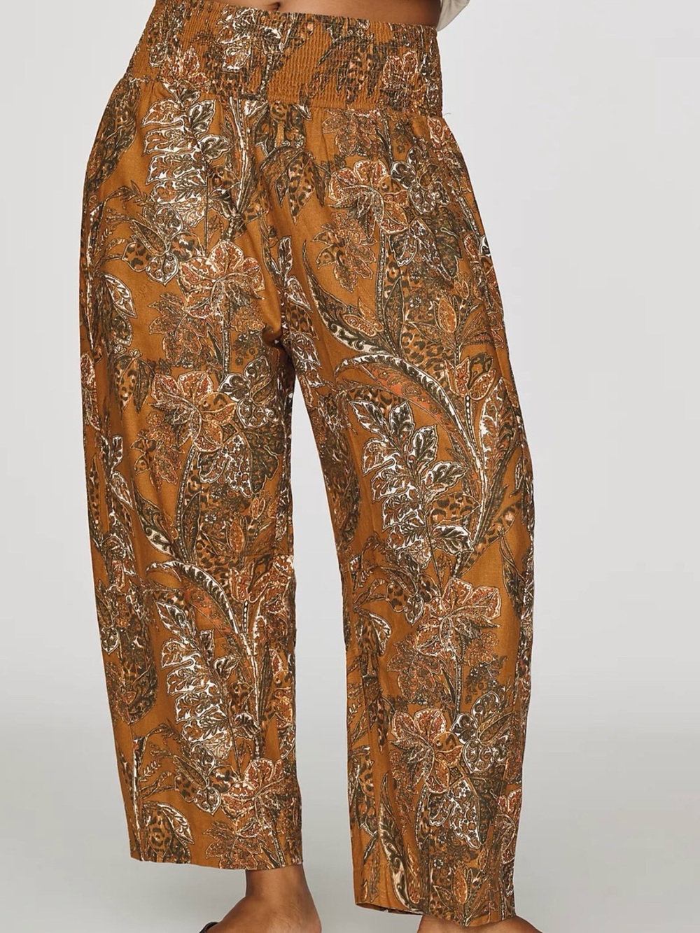 Anthropologie Pilcro Reese Smocked Pull-On Barrel Leg Linen Blend Pants , Small - Picture 3 of 15
